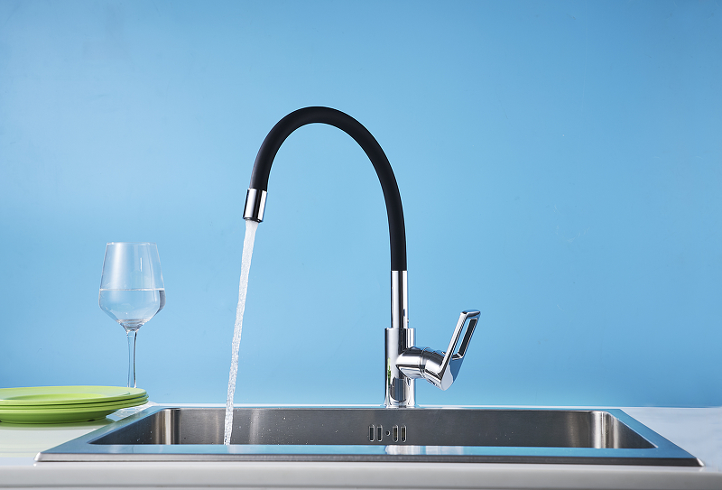 Смеситель для кухни Rossinka Z35-35U-Black