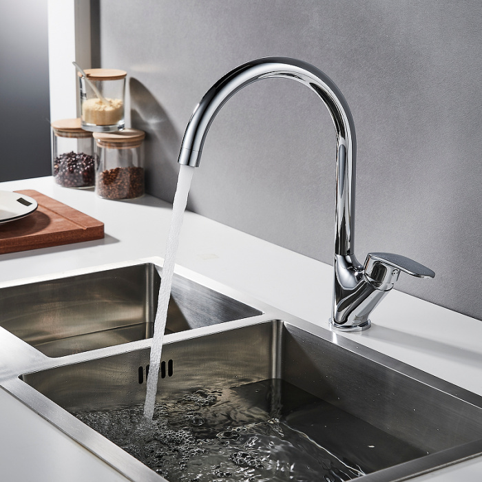 Смеситель для кухни Rossinka RS45-23