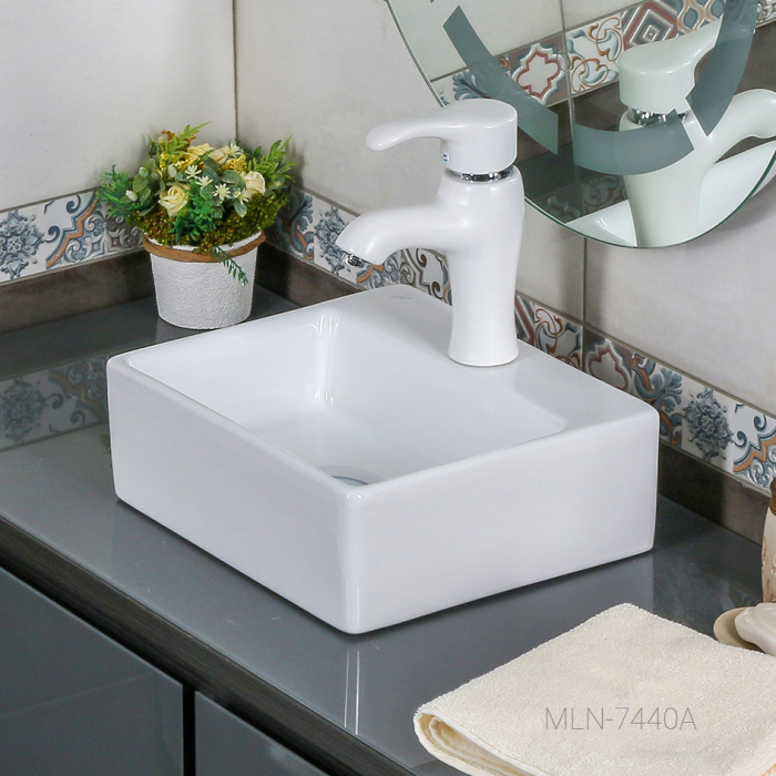 Фигурный умывальник "MELANA" 7440A-805 Фигурный умывальник "MELANA" 7440A-805