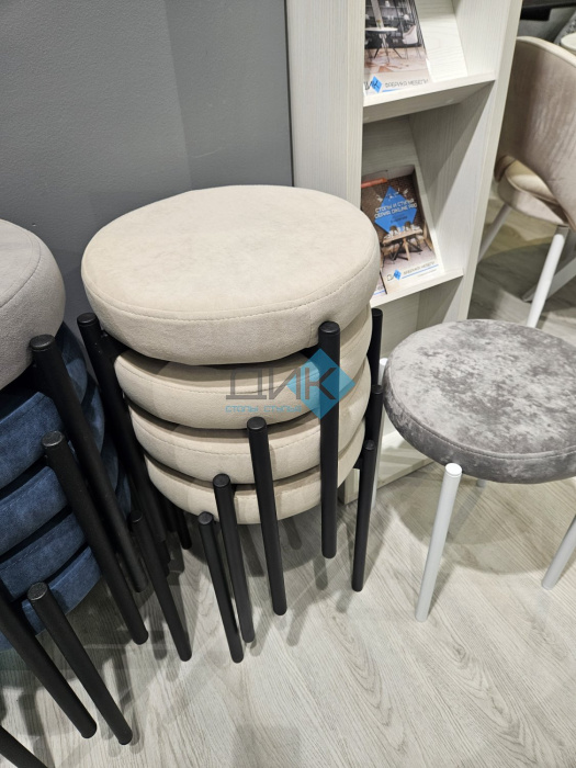 Табурет M DikLine, B03 BEIGE, ножки черные