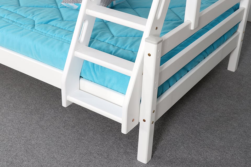 Кровать двухъярусная с наклонной лестницей "Адель" 