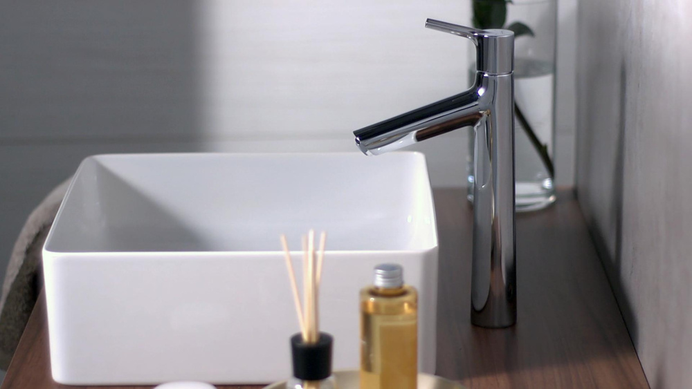 Смеситель для раковины HANSGROHE "Тalis S New" 190 мм